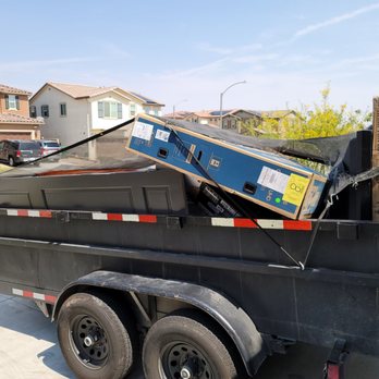 Junk Master - Junk Removal & Hauling Near Me - North Hollywood, California