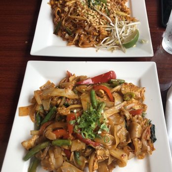 Palm Thai - drunken noodles (Front), Pad Thai (back) - Thai Near Me - Tampa, Florida