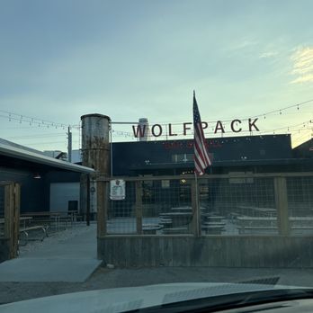 Wolf Pack Woodfired Tavern - Store Front - American Near Me - Sealy, Texas Wolf Pack Woodfired Tavern - Store Front - American Near Me - Sealy, Texas