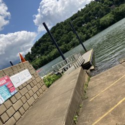 Sharpsburg Island Marina