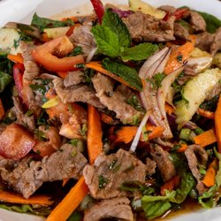 Thai Peru Restaurant - BEEF SALAD
