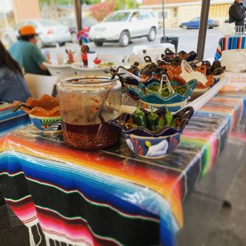 La Tradición de Nueva Italia - a table of food - Food Trucks Near Me - San Jose, California La Tradición de Nueva Italia - a table of food - Food Trucks Near Me - San Jose, California