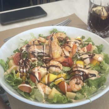 Taverna do 8 ó 80 - The shrimp salad with mango - Tapas Bars Near Me - Nazaré, 20 Taverna do 8 ó 80 - The shrimp salad with mango - Tapas Bars Near Me - Nazaré, 20