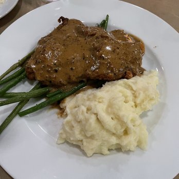 Union Hill Grill - Chicken fried steak with mashed potatoes and green beans - American Near Me - Canton, Georgia Union Hill Grill - Chicken fried steak with mashed potatoes and green beans - American Near Me - Canton, Georgia