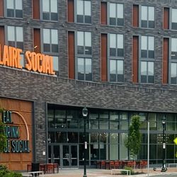 Solaire Social - Entrance