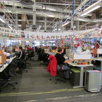 Zappos Tour Experience - Some of the Culture workers--I'd refer to them as customer service but not Zappos. - Tours Near Me - Las Vegas, Nevada Zappos Tour Experience - Some of the Culture workers--I'd refer to them as customer service but not Zappos. - Tours Near Me - Las Vegas, Nevada