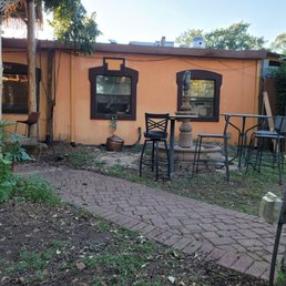 Outside nasty table and chairs, probably need to be thrown away. Outside nasty table and chairs, probably need to be thrown away.