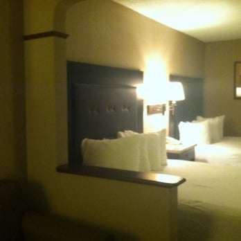 Best Western Lumberton - Upscale look to beds & soft - Hotels Near Me - Lumberton, North Carolina