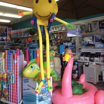 Del Rancho Pool & Spa - Del Rancho Pools is a FUN place! - Pool Cleaners Near Me - Encinitas, California Del Rancho Pool & Spa - Del Rancho Pools is a FUN place! - Pool Cleaners Near Me - Encinitas, California