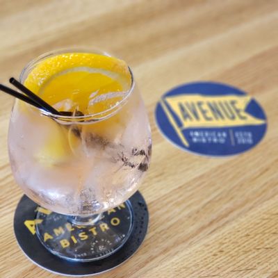 Avenue American Bistro by null