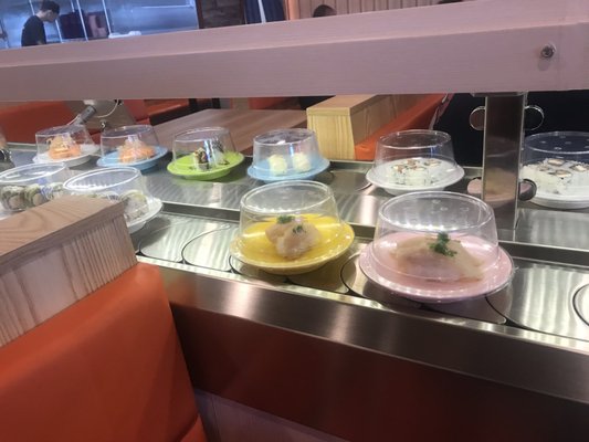 Mikami Bar & Revolving Sushi, Convoy San Diego by null