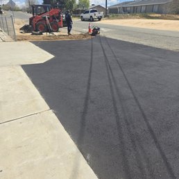 Driveway approach completed by RBPaving. Driveway approach completed by RBPaving.