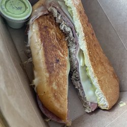 Algo Bueno - El Cubano