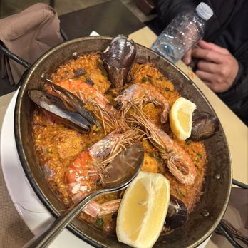 Colom - Spanish Near Me - Barcelona, B Colom - Spanish Near Me - Barcelona, B