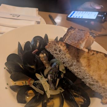 Lure Fishbar - Mussels - Bars Near Me - Chicago, Illinois
