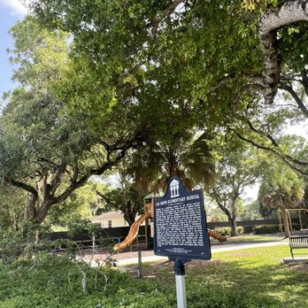 LM Davis Elementary School - Landmarks & Historical Buildings Near Me - Jupiter, Florida LM Davis Elementary School - Landmarks & Historical Buildings Near Me - Jupiter, Florida