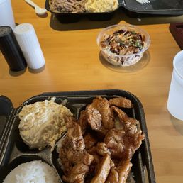 Garlic chicken Kalua Spicy mayo poke