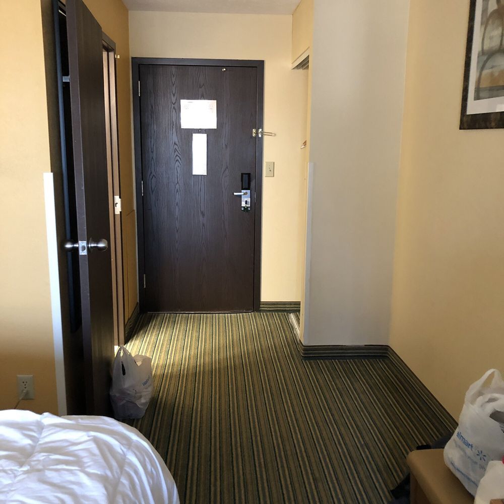 Quality Inn Dahlgren Naval Base - Hotels Near Me - King George, Virginia Quality Inn Dahlgren Naval Base - Hotels Near Me - King George, Virginia