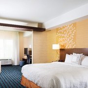 Comfort Suites 45 Photos 21 Reviews Hotels 4141 Maine Ave