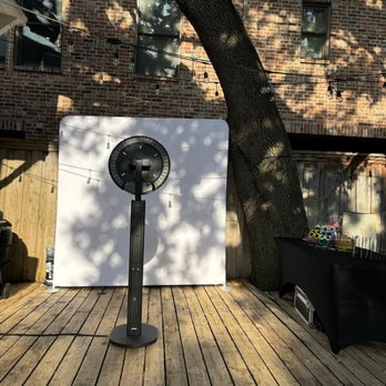 Magnetic Moments - Photo Booth Rentals Near Me Magnetic Moments - Photo Booth Rentals Near Me