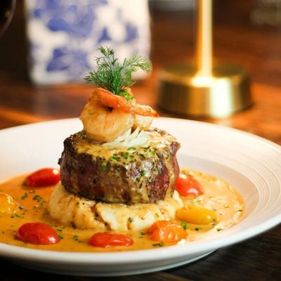 Carson's Food & Drink - On Main by null