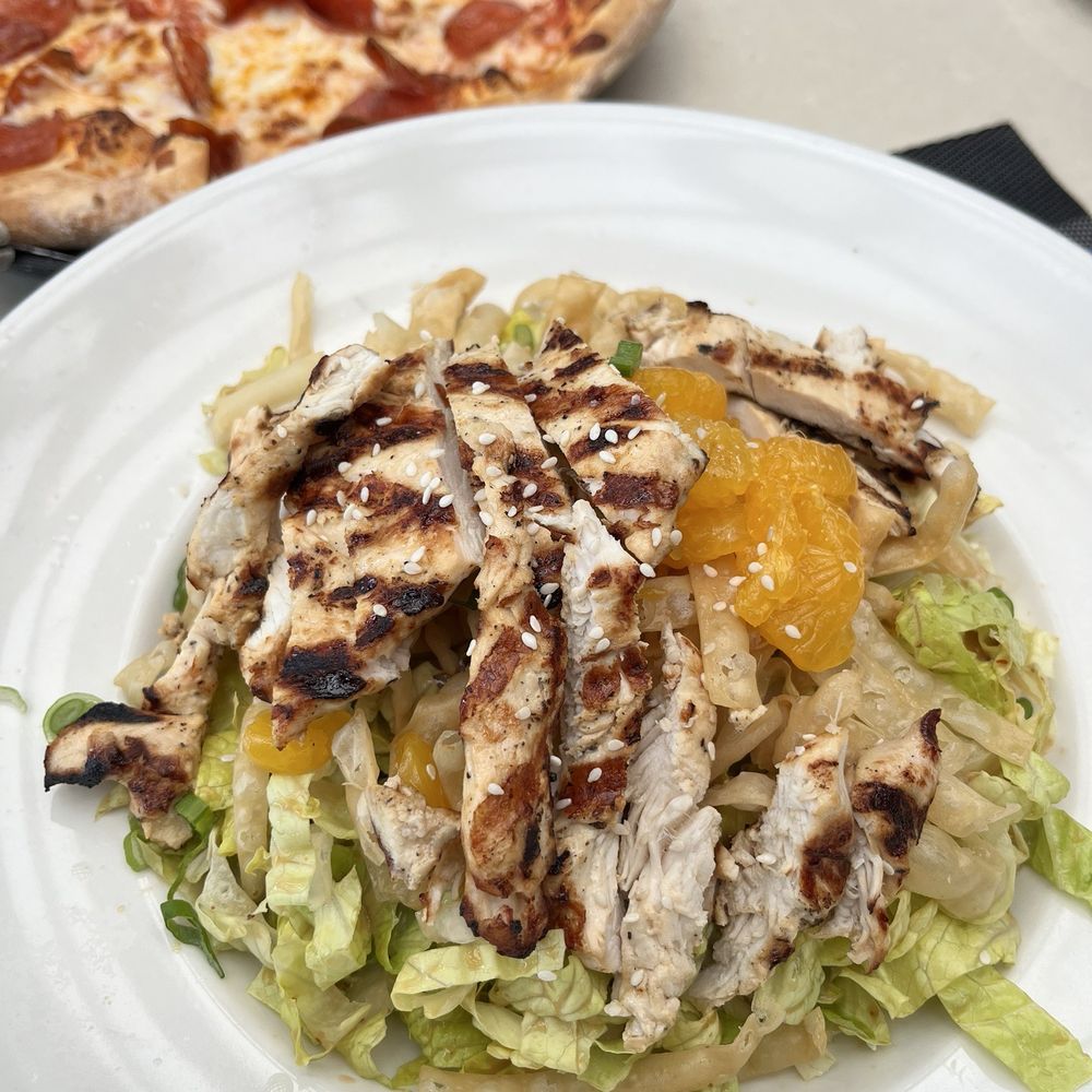 Spruzzo Restaurant & Bar - Chinese chicken salad - Italian Near Me - Malibu, California