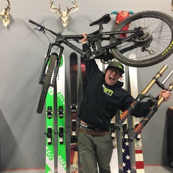 Rad Bikes - Kevin's new Devinci. - Bike Repair/Maintenance Near Me - Bozeman, Montana Rad Bikes - Kevin's new Devinci. - Bike Repair/Maintenance Near Me - Bozeman, Montana