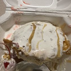 Amigo's Mexican Restaurant - Fried ice cream