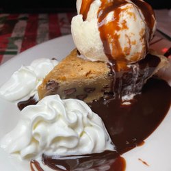 Vinny's Backyard Restaurant - Tollhouse pie