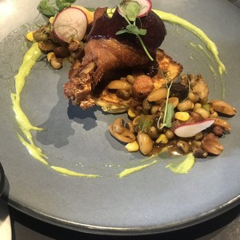 Gunshow - Crispy Chicken, Succotash, Bacon, Peanut, Hoe Cakes, Blueberry Harissa - New American Near Me - Atlanta, Georgia