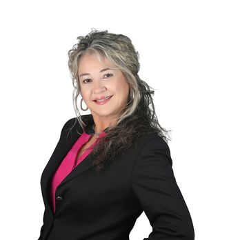 Watson Realty - St Johns - Sabrina Armstrong Realtor since 2008 Speaks Bilingual English/Spanish Call me if you are interested in Buying or Selling 904.788.2472 - Real Estate Agents Near Me - St. Augustine, Florida