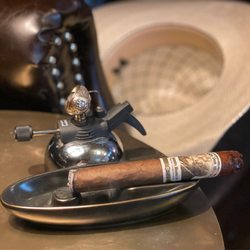 The Velvet Leaf Cigar Lounge
