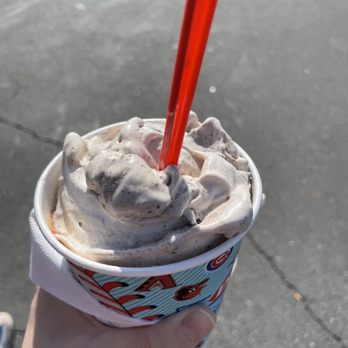 Dairy Queen Store - Oreo Brownie blizzard - Ice Cream & Frozen Yogurt Near Me - Riverside, California
