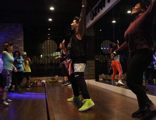 ＤＡＮＣＥ　ＳＵＮ　 Sun Dance Underboob Heart-Ring Rave Bra Top for Women