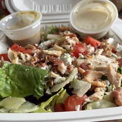 Davanni's - Chopped Salad
