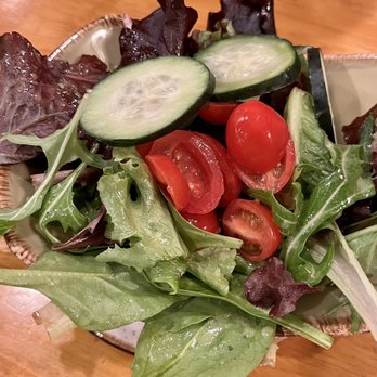 Good Earth - Ho hum green salad - New American Near Me - Edina, Minnesota Good Earth - Ho hum green salad - New American Near Me - Edina, Minnesota