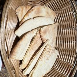 Café 34 Istanbul - Pita bread