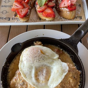 Hash Kitchen - This is the crème brûlée with the house biscuits and gravy. - New American Near Me - Peoria, Arizona Hash Kitchen - This is the crème brûlée with the house biscuits and gravy. - New American Near Me - Peoria, Arizona