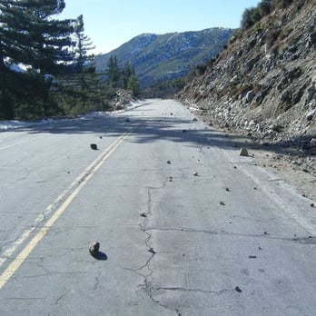 Crystal Lake - Typical rock slide on Hwy 39 - Parks Near Me - Azusa, California Crystal Lake - Typical rock slide on Hwy 39 - Parks Near Me - Azusa, California