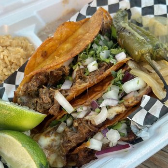 Mariachisss tacos - Birria tacos - Food Trucks Near Me - San Antonio, Texas
