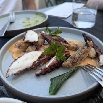 The Rooftop - Asian Fusion Near Me - Beverly Hills, California