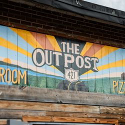 JW's Outpost 421 - Fresh painting by local artists. Amazing brew, house cocktails.