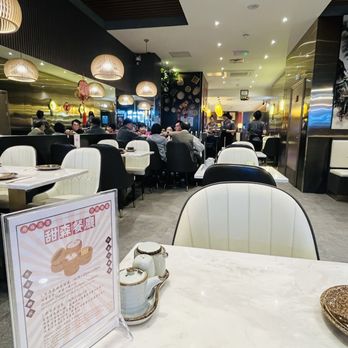 M’ Dim Sum - inside - Cantonese Near Me - Southampton, STH