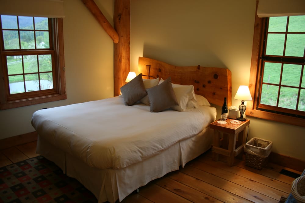 AMEE FARM LODGE 18 Photos & 12 Reviews 4275 Rt 100, Pittsfield