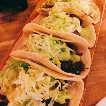 Quiubo - Barbakoa tacos - Mexican Near Me - Naperville, Illinois