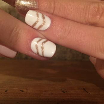 5280 Nails & Spa - Awful free hand "chevron" looks even worse in person - Nail Salons Near Me - Denver, Colorado