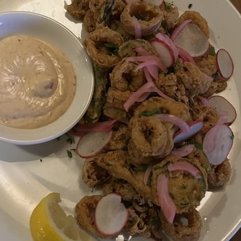Earls Kitchen + Bar - Crispy Calamari - Canadian (New) Near Me - Etobicoke, Ontario