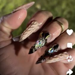 Top Nails
