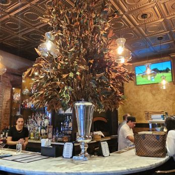 Enzo's - Italian Near Me - Bronx, New York