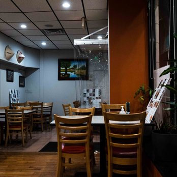 Pho Saigon - Restaurant interior. - Vietnamese Near Me - Hackensack, New Jersey